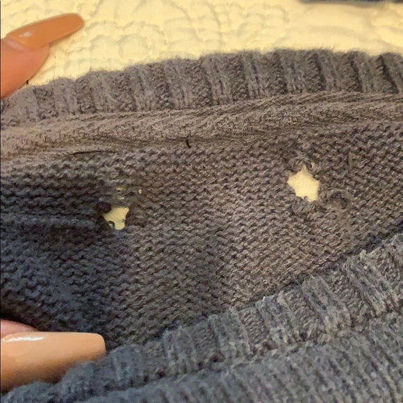 2 Sweaters - Picture 12 of 12